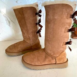 UGG Bailey Bow II Tall Boot Sz 6